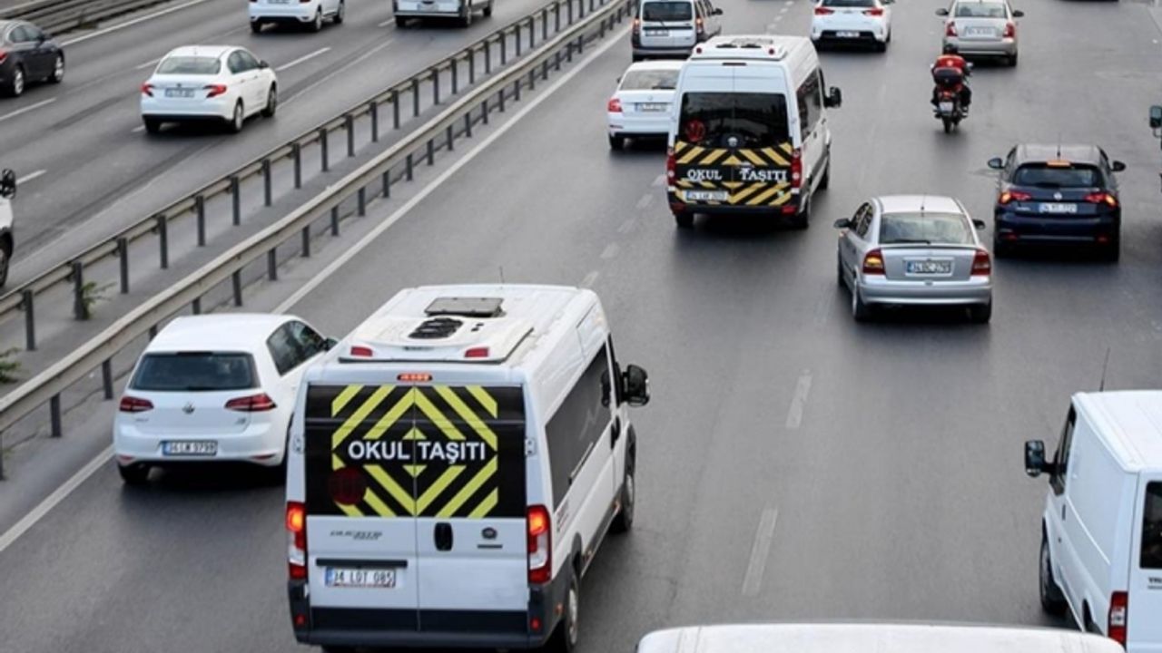 81 il valiliğine genelge: Servislerde ve okul çevrelerinde tedbirler artırılacak