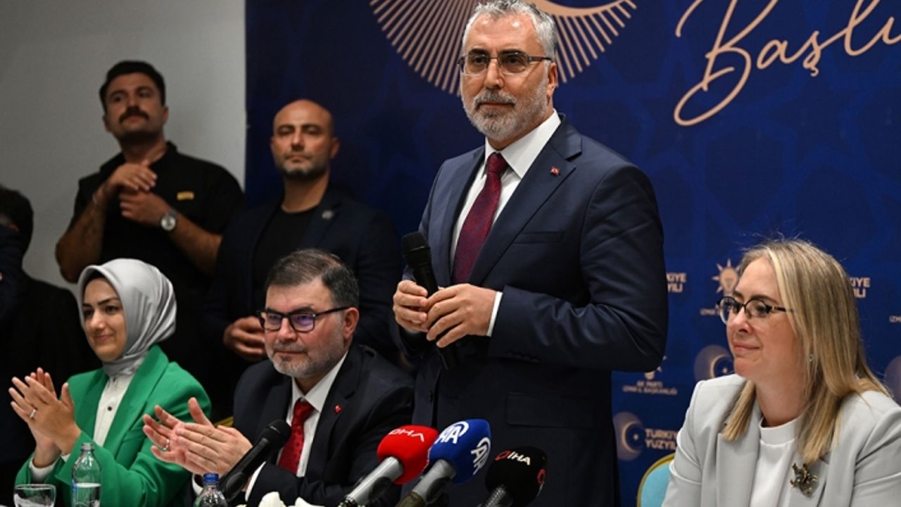 Bakan Işıkhan: Türkiye Yüzyılı'nı sizlerle birlikte inşa edeceğiz