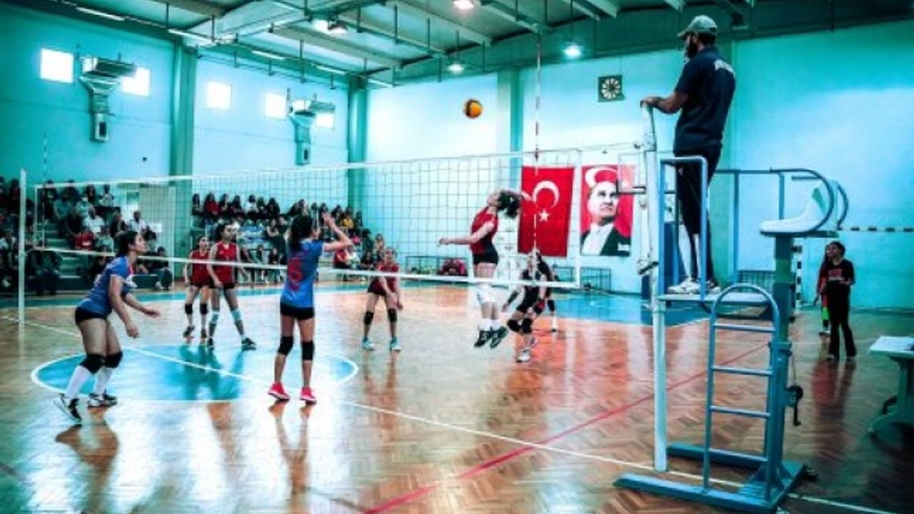 Başkan Serdar Sandal: Bayraklı sporcusuyla, sportmenliğiyle güzel