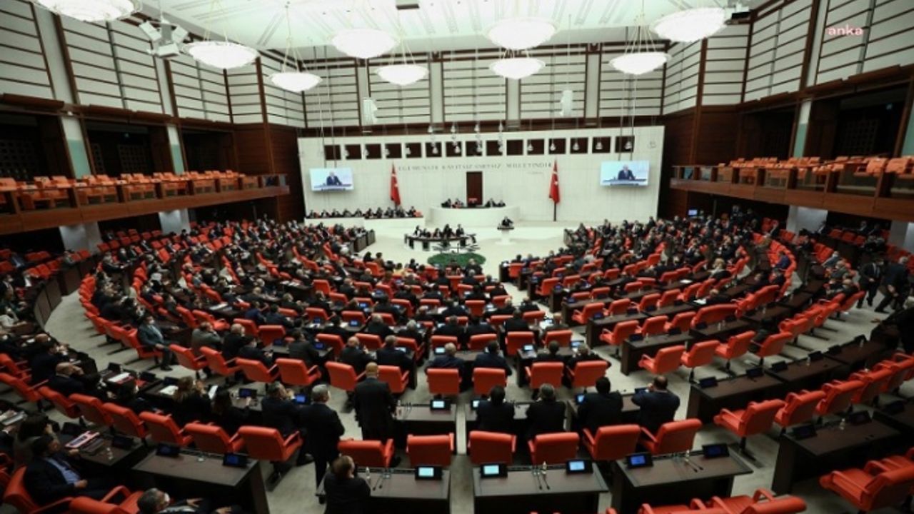 Emekli ikramiyesi TBMM'de kabul edildi