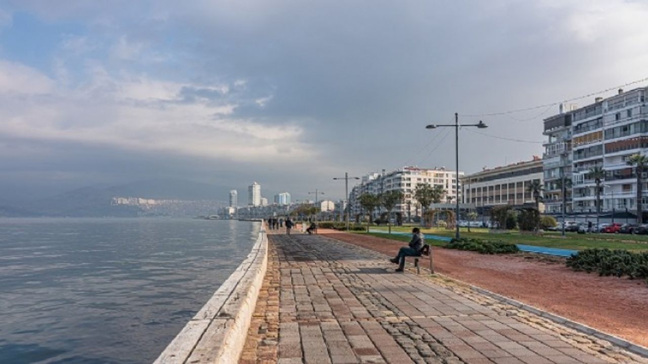 İzmir'de yeni haftada hava nasıl olacak?