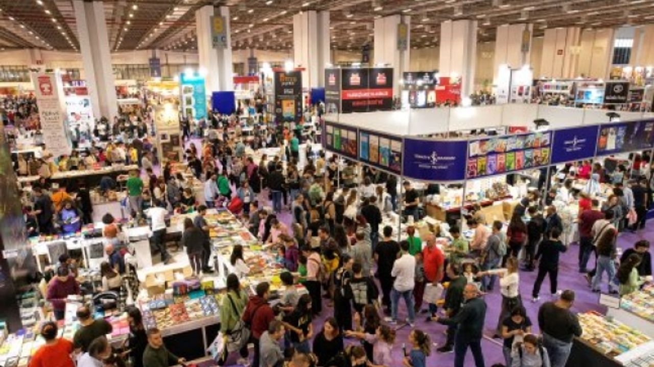 İzmir Kitap Fuarı kapılarını açıyor