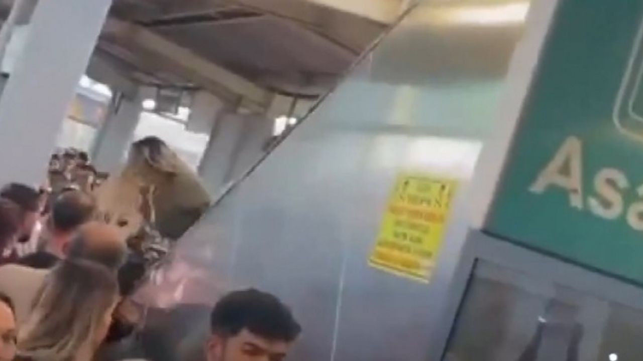 İzmir’de yeni fobi… İZBAN'da yürüyen merdiven yine çöktü!