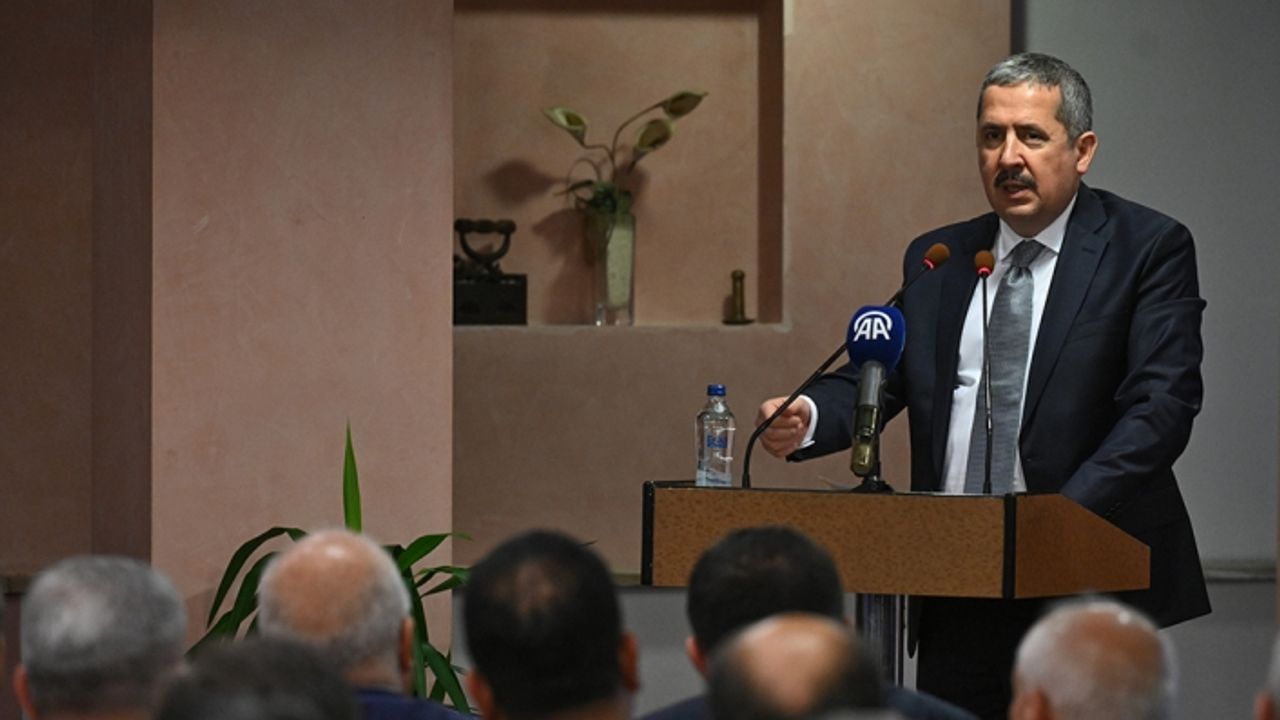Ticaret Bakan Yardımcısı Gürcan, İzmir'de esnafla buluştu