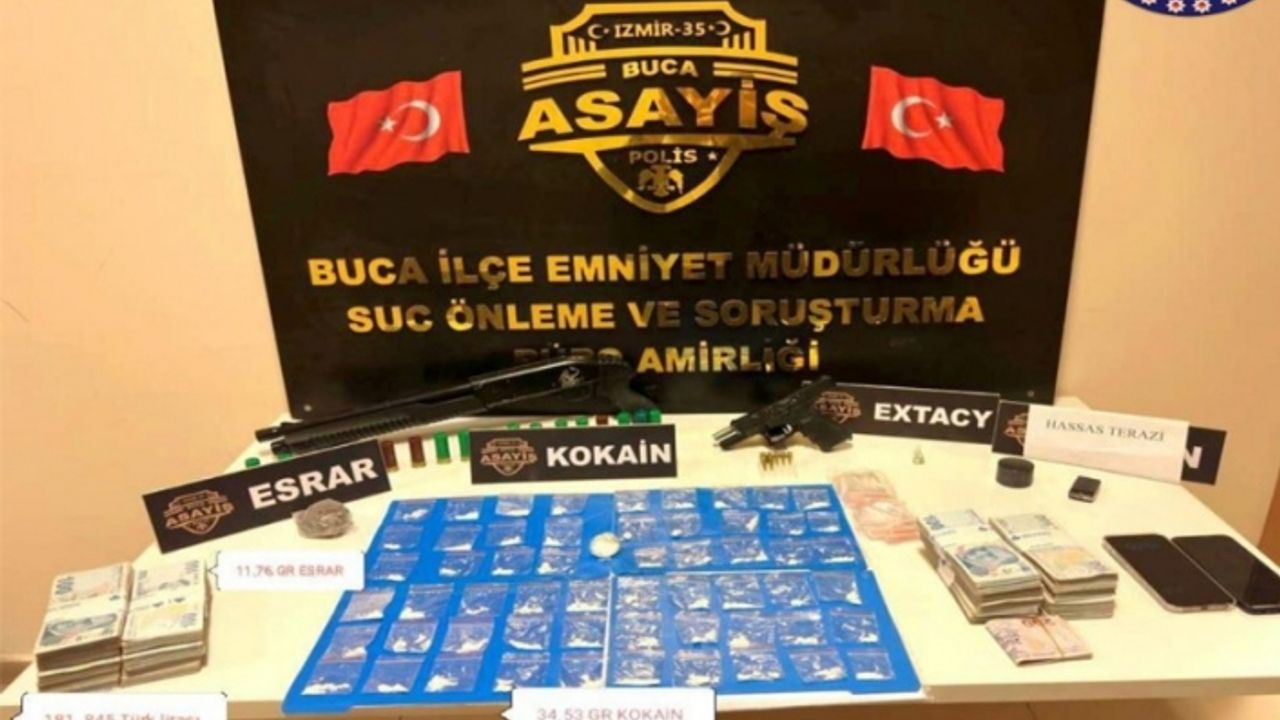 Buca polisinden zehir tacirlerine geçit yok: 93 tutuklama