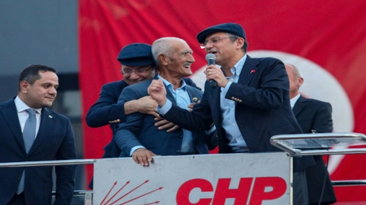 CHP Lideri Özel'den Soyer'e teşekkür