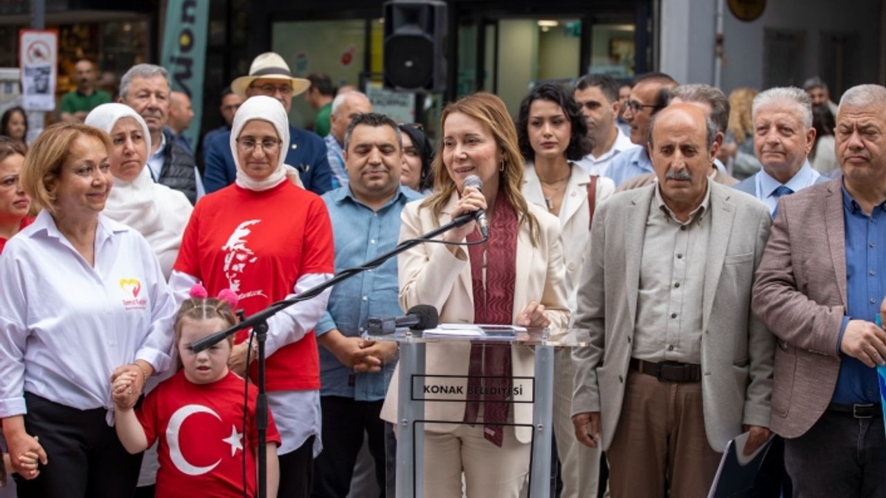 Konak'ta Engelliler Haftası'na dansla dikkat çekildi