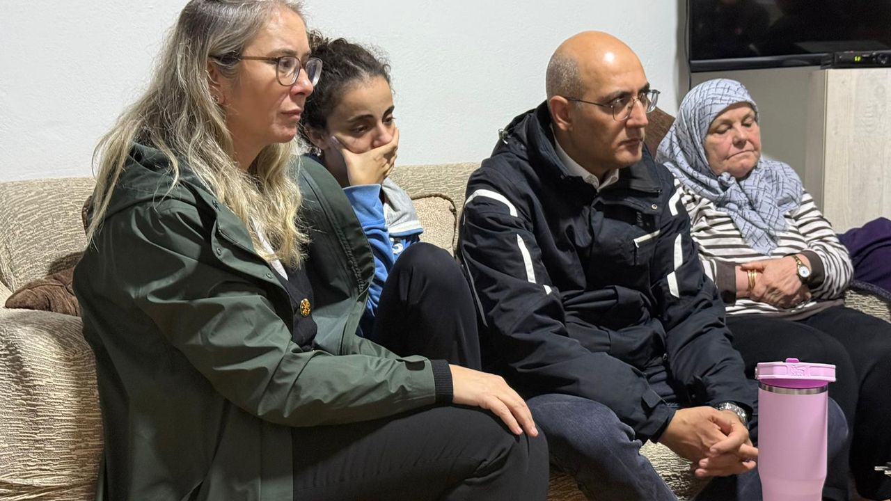 AK Partili Çankırı, Selde Kaybolan Kaptanoğlu'nun Ailesini Ziyaret Etti