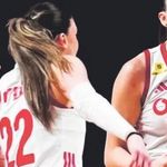 Sultanlar yarı finalde