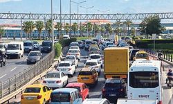 İzmir'de araç sayısı 2 milyona dayandı: Trafik çilesi daha da artacak!