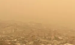 İzmir'e çöl tozu ve sağanak uyarısı