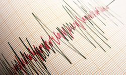 Akdeniz'de korkutan deprem! Uzman isimlerden ilk açıklamalar