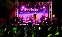Karabağlar’da “Bozkırın Tezenesi” türküleriyle anıldı