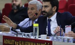 AK Partili Kişili'den temizlik çıkışı! "Çöpü Toplamak İlçenin Taşımak Büyükşehir'in İşidir"