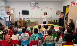 Bayraklı Belediyesinden anaokulu öğrencilerine ağız ve diş sağlığı eğitimi