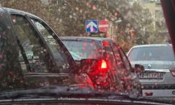 Tohumlanan bulutlar meyveyi fazla verdi: İran'da sağanaklar, taşkına neden oldu