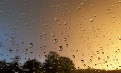 İzmir'de yeni haftanın hava durumu: Önce güneş, sonra sağanak!