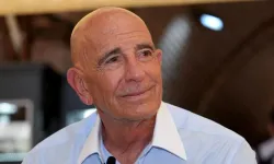 Bu hadsiz sefire haddini bildirin!