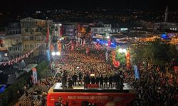 Mitinglerden çarşı pazara