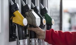 Benzine indirim geldi... Tabela değişti!