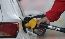 Gece yarısı pompaya yansıdı: Benzine büyük zam!