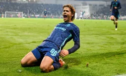 Aslan 10’a yakın