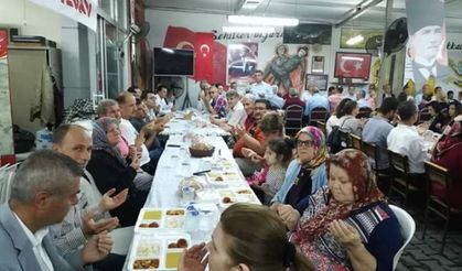 18 Mart Çanakkaleliler Kültür ve Dayanışma Derneği tarafından iftar yemeği verildi