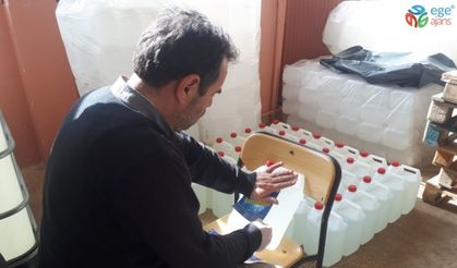 Kırşehir, Mesleki ve Teknik Anadolu Lisesinde Covid-19’a karşı dezenfektan üretimi yapılıyor