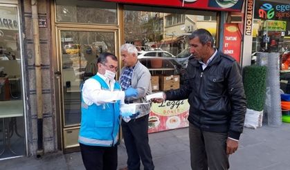 Sağlık Bakanlığınca gönderilen maskelerin günlük olarak dağıtımına başlandı