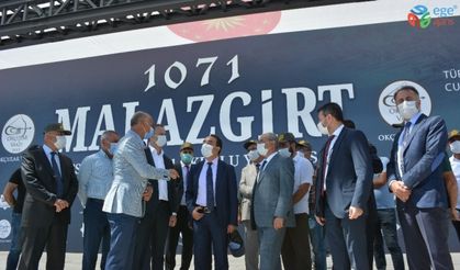 Tarım ve Orman Bakan Yardımcısı Akif Özkaldı, Malazgirt’te geldi