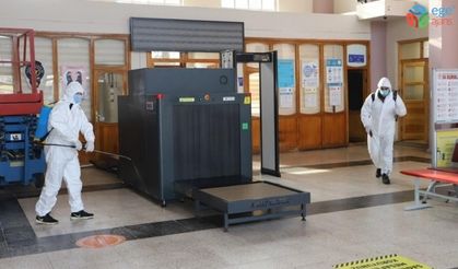 Covid-19 önlemleri kapsamında tren garı ve otobüs terminali dezenfekte edildi