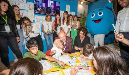 Başkan Soyer, İZSU standını ziyaret etti