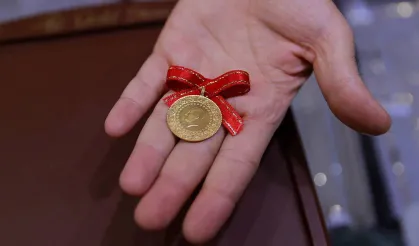 Gram altın rekor kırdı: Tüm zamanların zirvesi!
