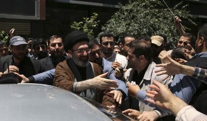 Hamaney'in yerine oğlu mu geçecek?