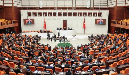 Torba yasa meclisten geçti: En düşük emekli maaşı arttı!