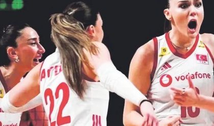 Sultanlar yarı finalde