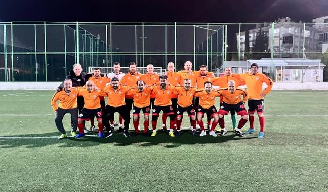 Buca Güraltay Master Veteran Futbol Takımı Oyuncularının Büyük Başarısı!