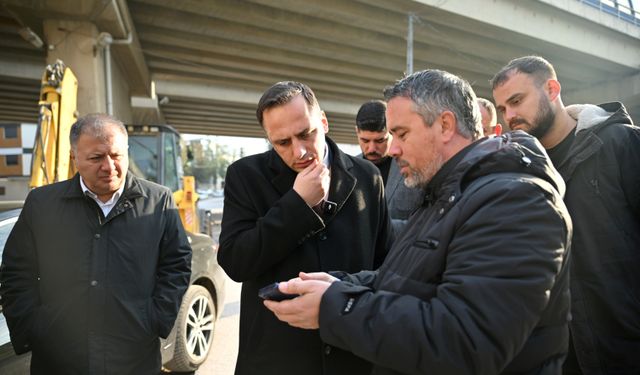 Bornova'da yol sorunlarına acil çözüm