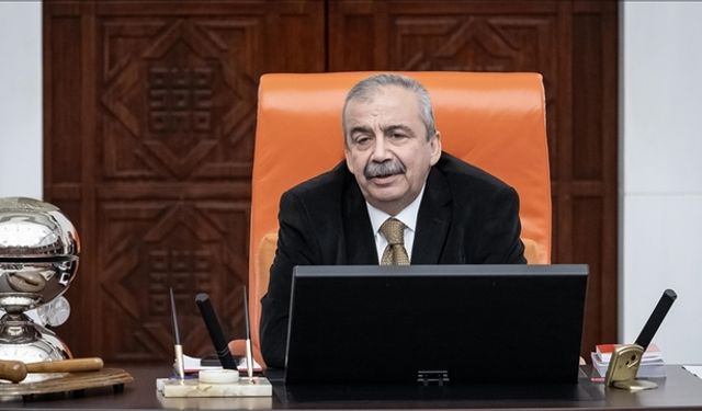 Kalp ameliyatı olan Sırrı Süreyya Önder yoğun bakımda