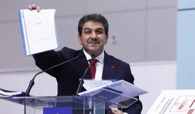 AKP'li Tevfik Göksu dosyaları kaçırdı