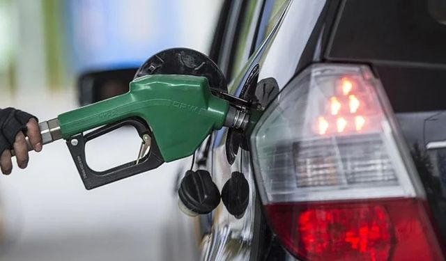 Araç sahiplerine kötü haber: Benzin fiyatı 54 TL’yi aşacak