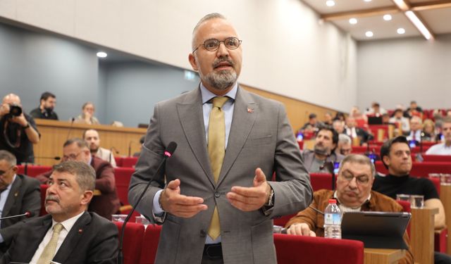 AK Parti Grup Başkanvekili Yıldız'dan Başkan Tugay'a; 'Zihni Sinir belediyeciliği' çıkışı!