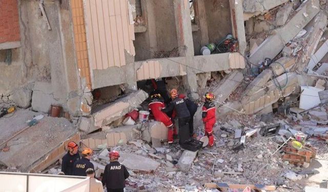 Gebze'de felaket: 4 kişi hayatını kaybetti!