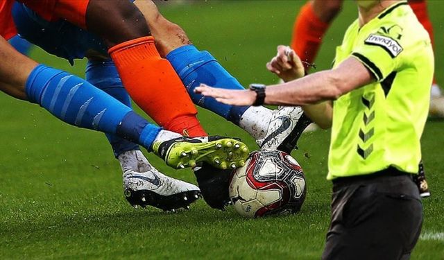 Futbol bahis operasyonu: Çok sayıda isim gözaltına alındı