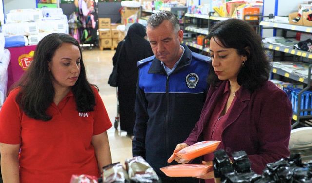 Bayraklı’da marketlere sıkı denetim