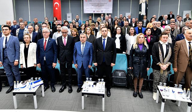 Bornova'da Muhtarlar Akademisi başladı