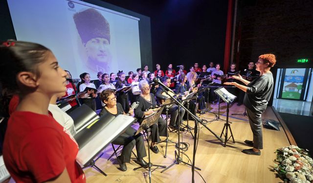 Konak Ata’sını duygu dolu oratoryo ile andı