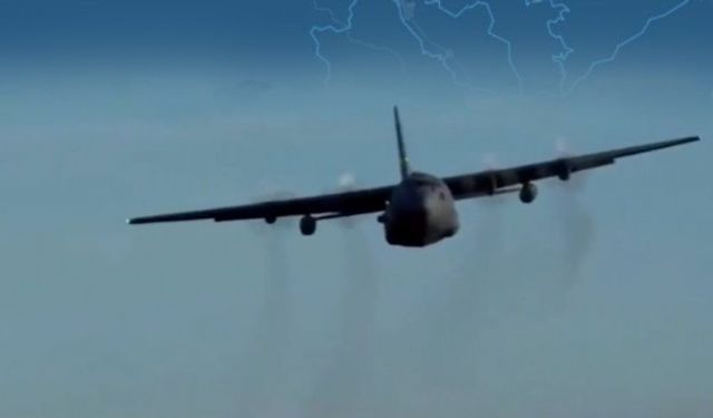 Türk kargo uçağı Gürcistan'da düştü: 20 asker şehit!