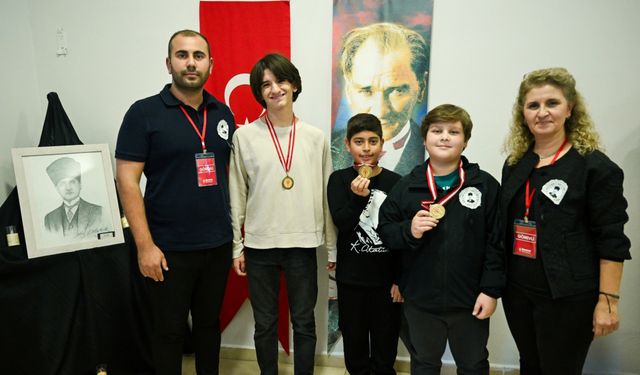 Bornova'da Duygu Dolu Gece