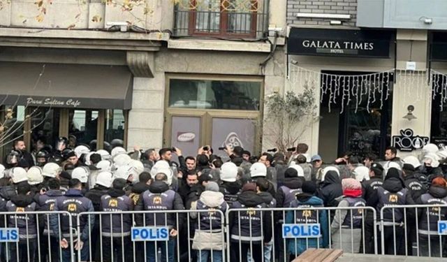 Gazeteciler hakkında beraat kararı verildi